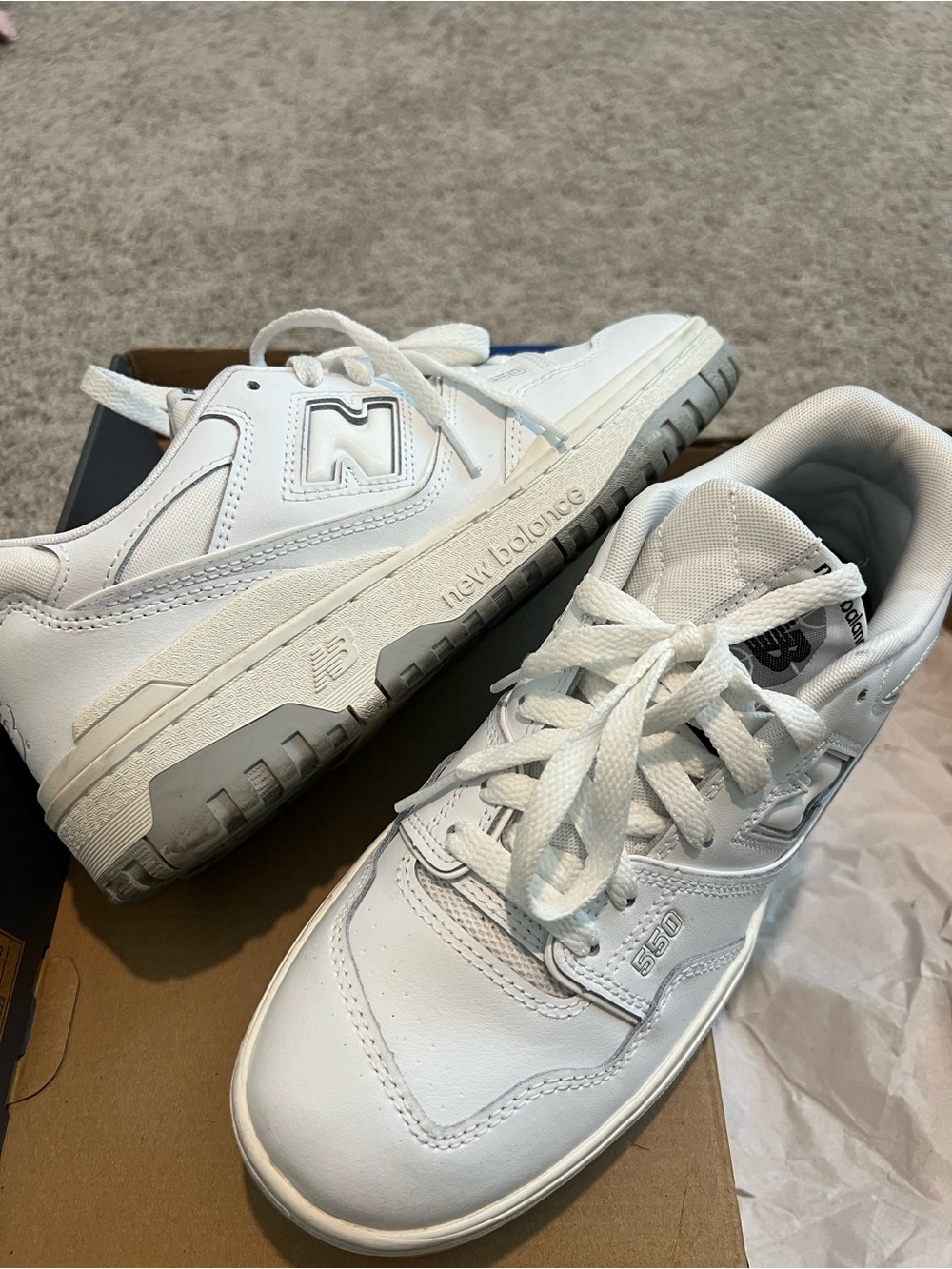 New Balance 550 White Low-Top Sneakers - Picture 5 of 9